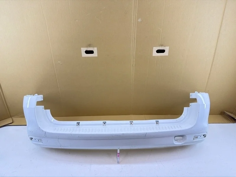 Бампер Lada Largus 2012-2021