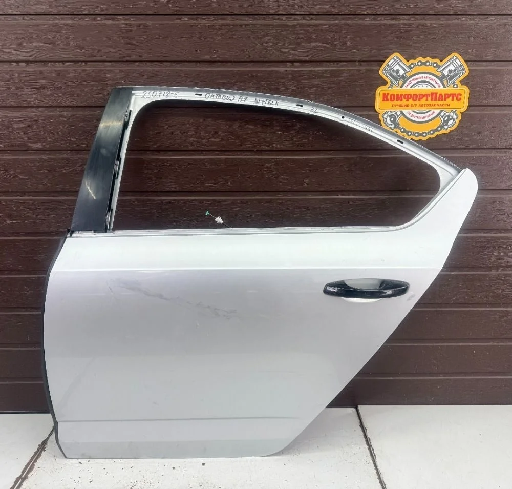 Дверь задняя левая Skoda Octavia III (2013—2017)