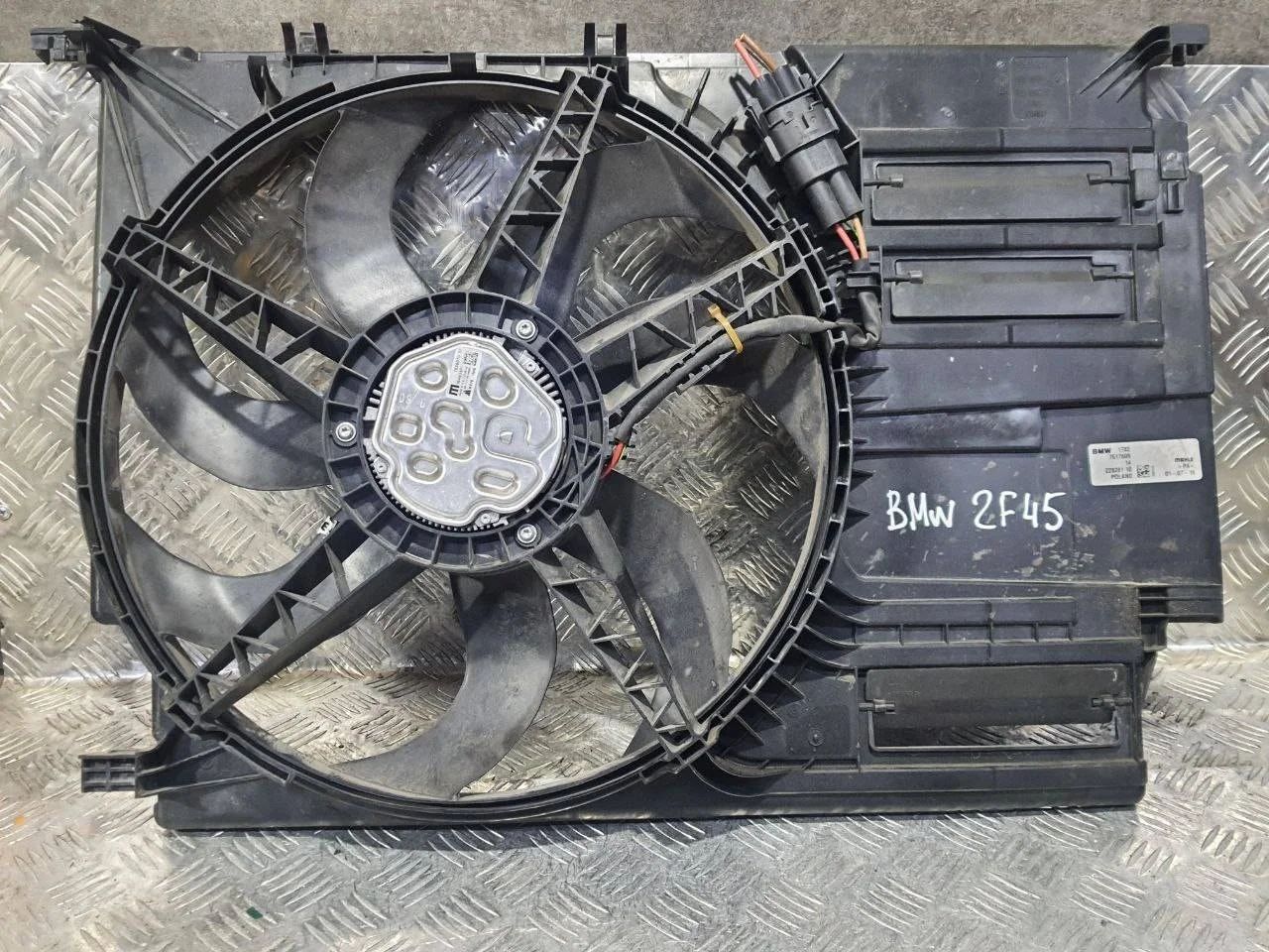 вентилятор охлаждения BMW 2 Active Tourer F45