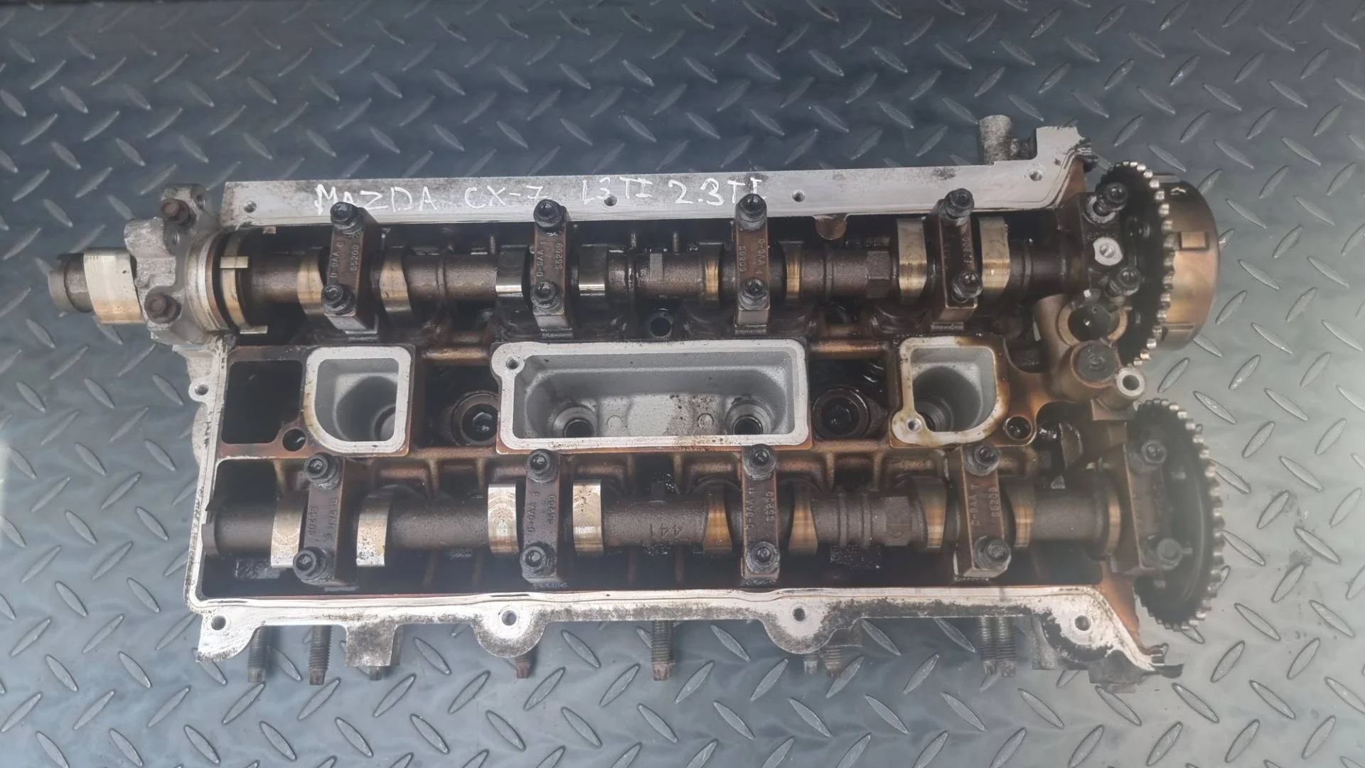 головка блока цилиндров Mazda CX-7