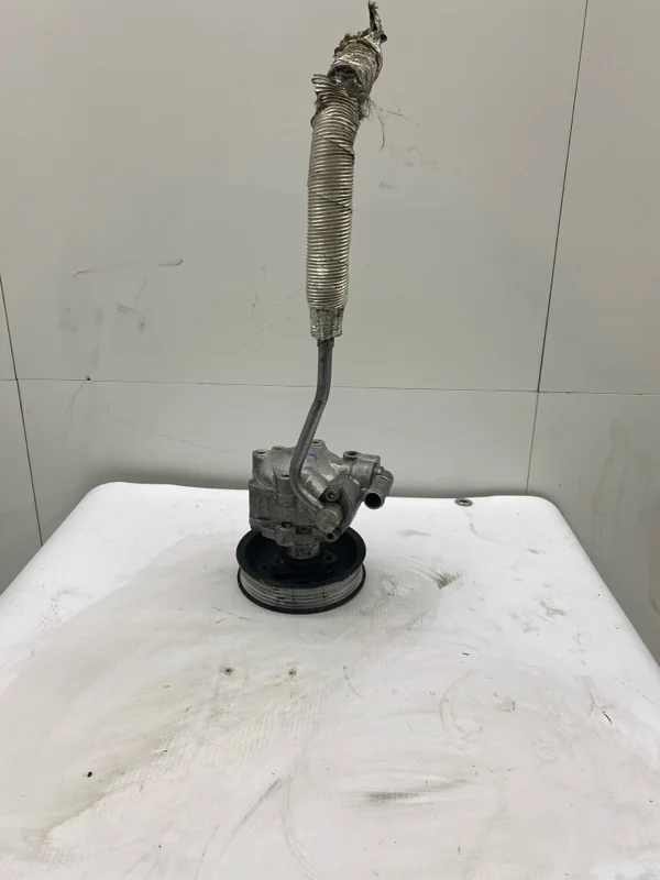 Насос Гур Volkswagen Touareg 7P6422154 7L