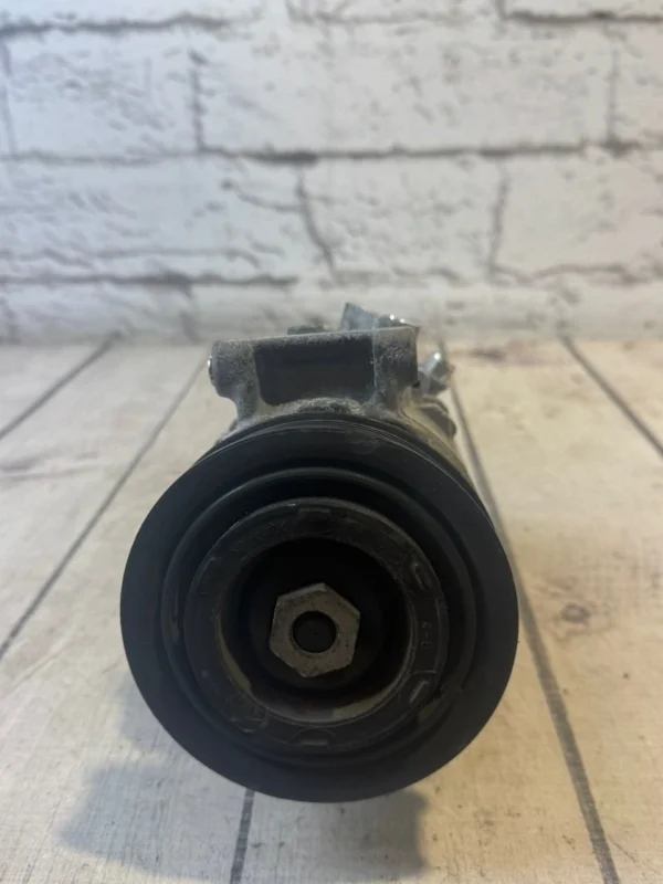 Компрессор кондиционера Audi A4 2014