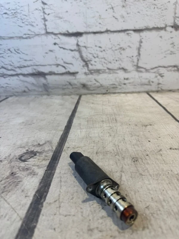 Клапан электромагнитный VW Touran 2009