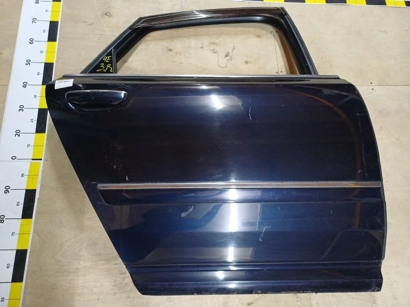 Дверь Audi A8 2009 4E0833052C D3 BVJ 4.2, задняя правая
