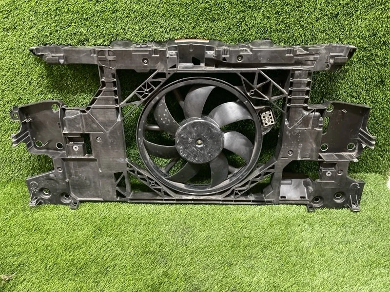 Вентилятор охлаждения двигателя Renault Megane 2011 47965 B95 M4R