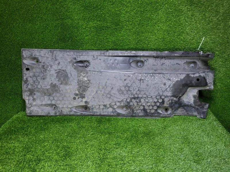 Защита днища Volkswagen Tiguan 2012 5N0825201B 5N CCZ 2.0T, левая