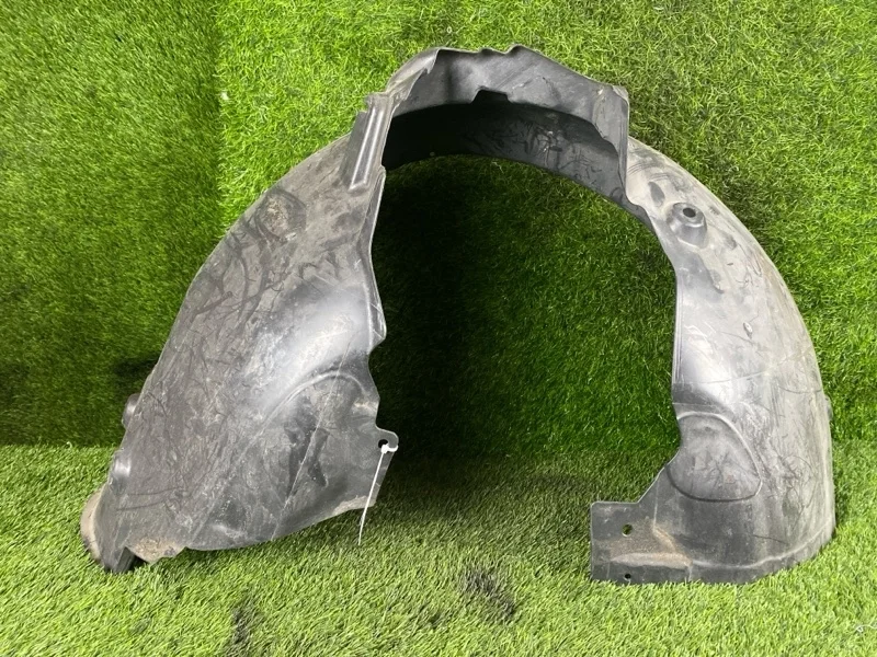 Подкрылок Audi A4 2016 8W0821171A B9 CYR 2.0T, передний левый