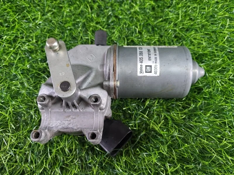 Моторчик стеклоочистителя Opel Corsa 13182342 L68 Z14XEP, передний