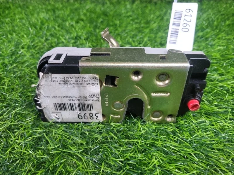 Замок двери Peugeot 307 5D 9138C0 TU5JP4, задний правый