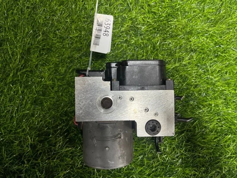 Блок ABS Audi A6 1998 8E0614111T C5 AGA 2.4