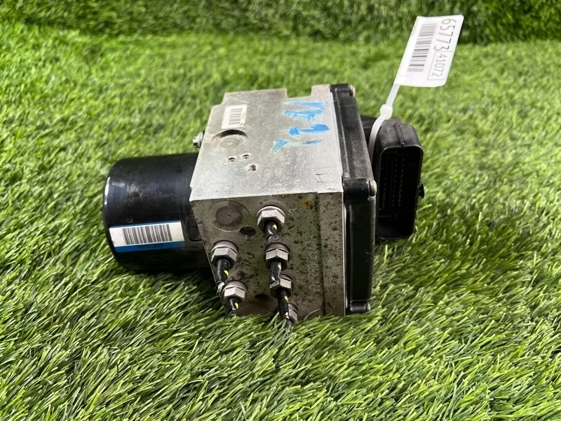 Блок ABS Volkswagen Passat 2007 3C0614109A B6 VARIANT BWA 2.0T