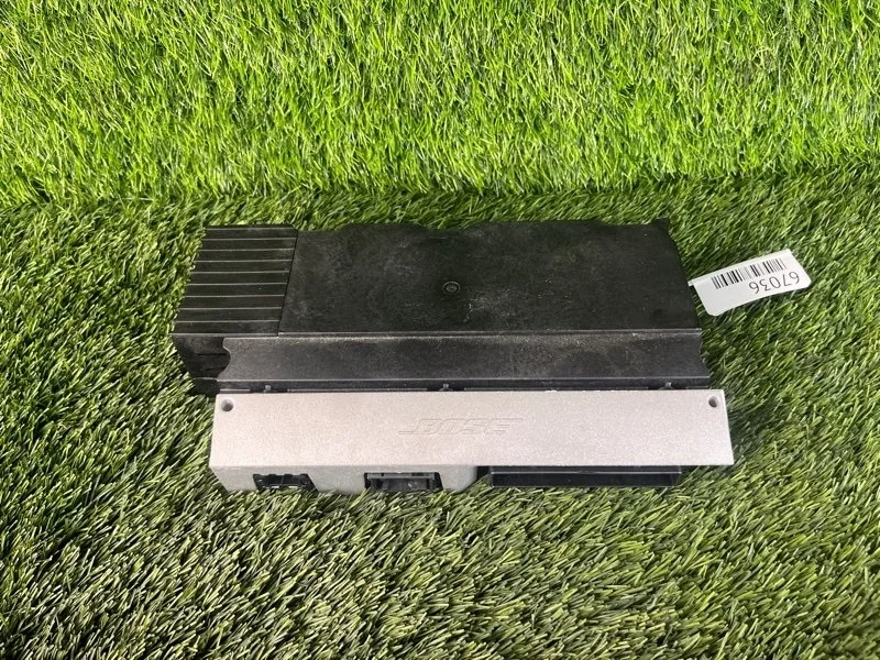 Усилитель звука Audi A6 2010 4F0035223P C6 CAJ 3.0