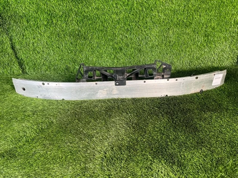 Усилитель бампера Opel Zafira B 24460537 L75 Z16XER, передний