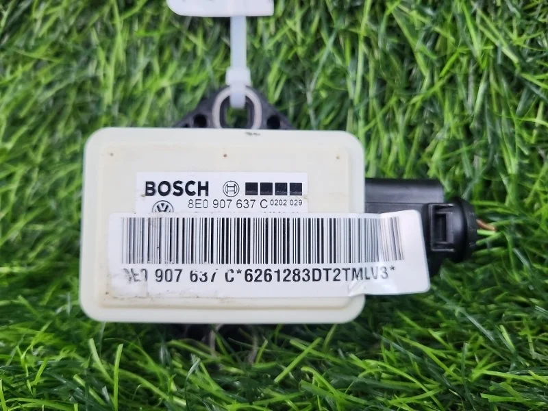 Датчик ускорения Audi A4 2006 8E0907637C B7 BFB 1.8T