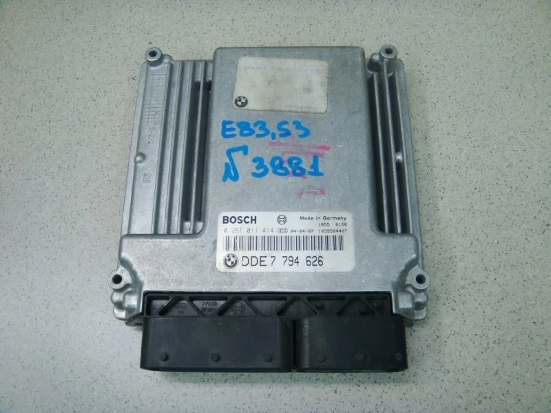 Блок управления двигателем BMW X5 E53