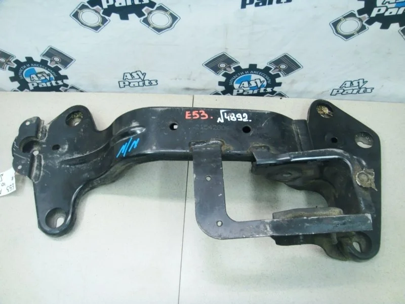 Кронштейн кпп BMW X5 E53