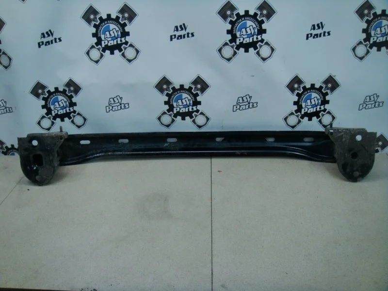 Усилитель бампера BMW 5 F10