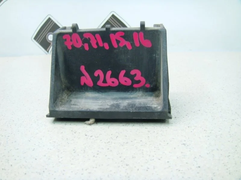 Кронштейн радиатора BMW X5 E70