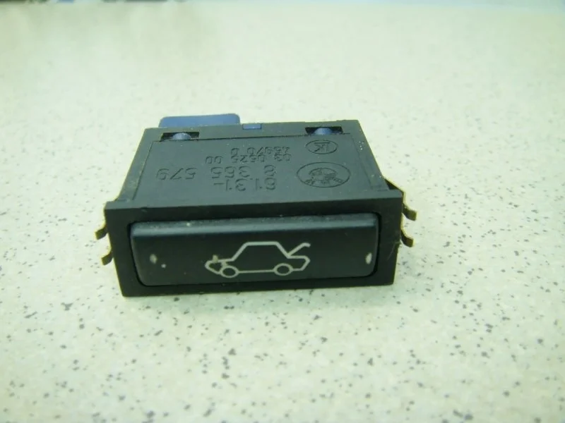 Кнопка открывания багажника BMW X5 E53