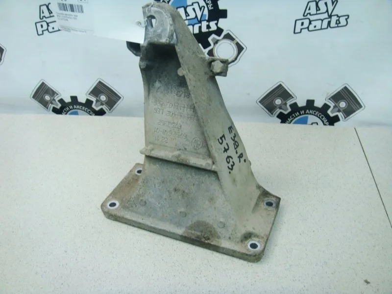 Кронштейн двигателя BMW 5-series 2003 E39