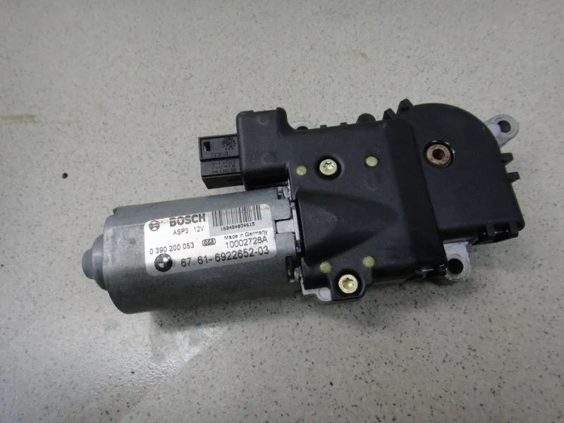 Мотор люка BMW X3 2004 E83