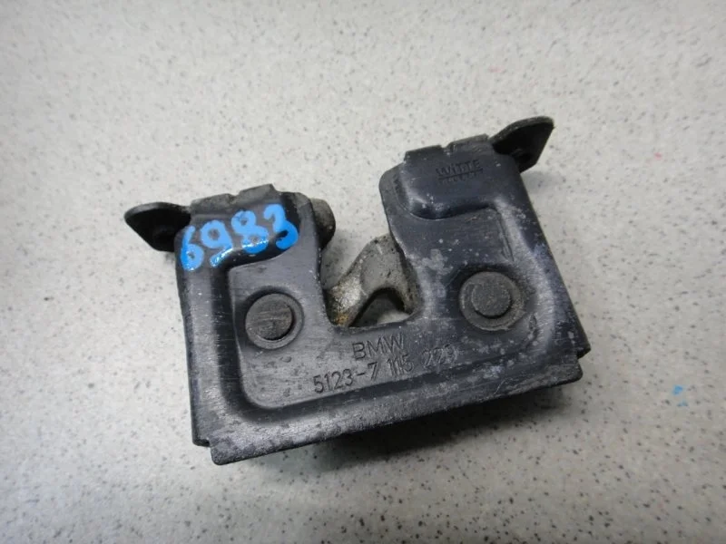 Замок капота BMW X3 2004 E83