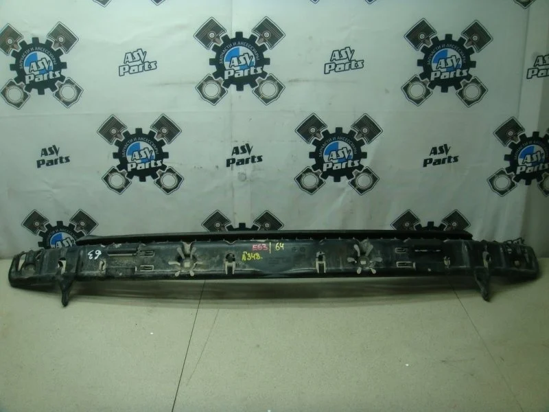 Направляющая бампера BMW 6 E63