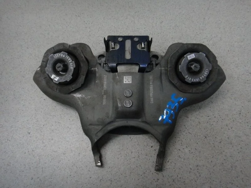 Вилка сцепления Ford Focus 2013