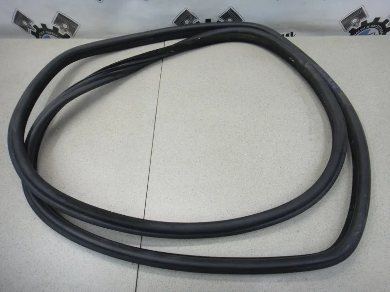 Уплотнитель дверного проема bmw x5 E53