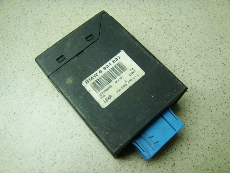 Блок управления адаптивным освещением BMW 6-Series 2004 E63