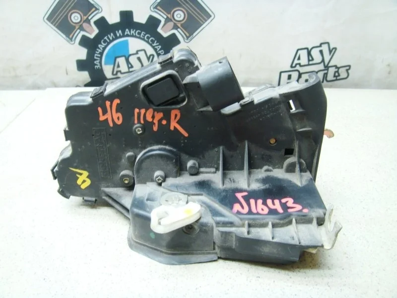 Замок боковой двери BMW 3-Series E46