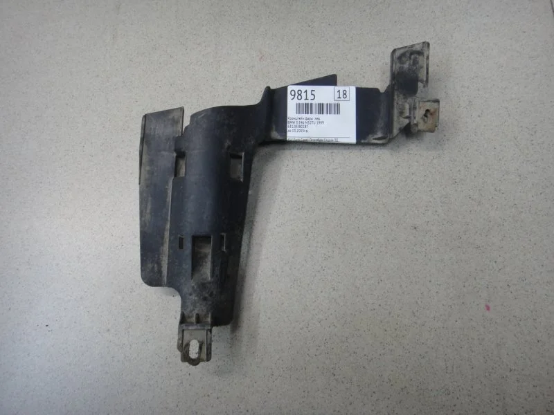 Кронштейн фары BMW 3-series 1999 E46