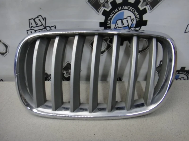 Решетка радиатора BMW X5 E70