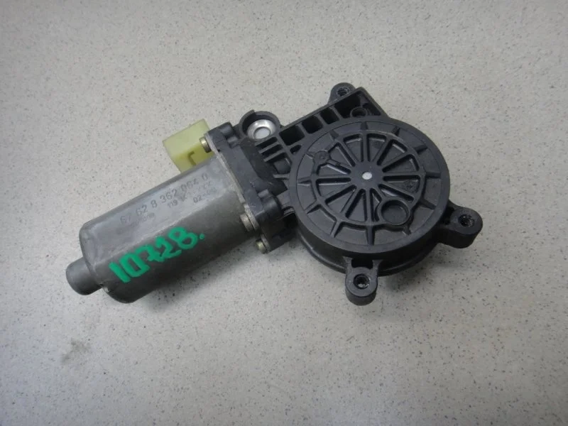 Мотор стеклоподъемника BMW 3-series 2002 E46