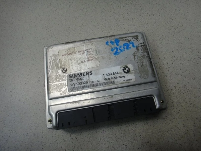 Блок управления двигателем BMW 3-Series E46