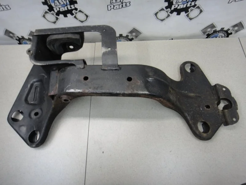 Кронштейн кпп BMW X5 2004 E53