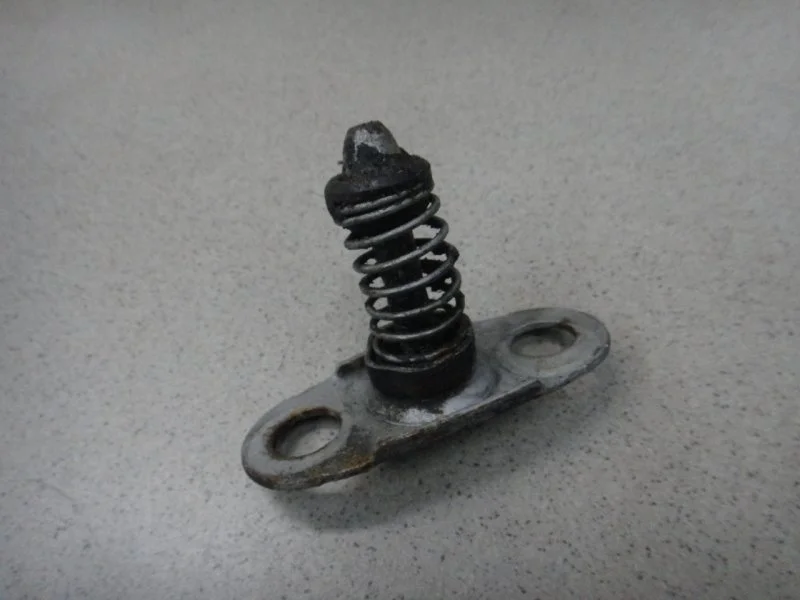 Замок капота BMW X5 2004 E53