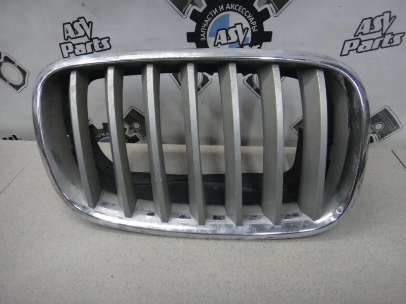 Решетка радиатора BMW x5 E70