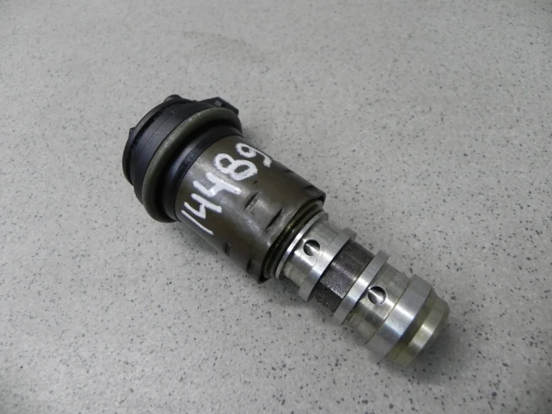 Клапан электромагнитный изменения фаз грм BMW X5 E53