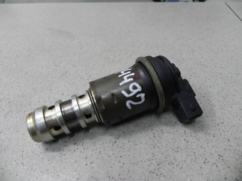 Клапан электромагнитный изменения фаз грм BMW X5 E53