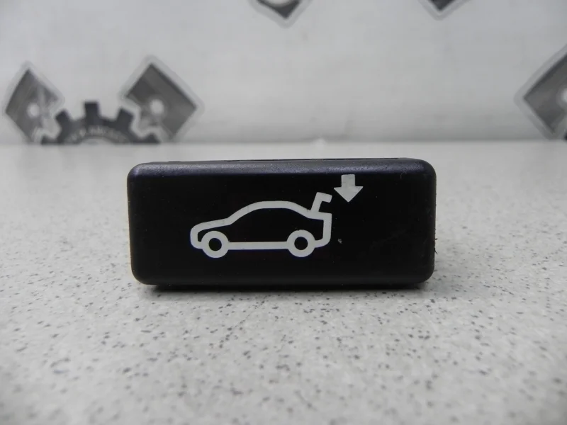 Кнопка открывания багажника BMW 7-series 2002 E66