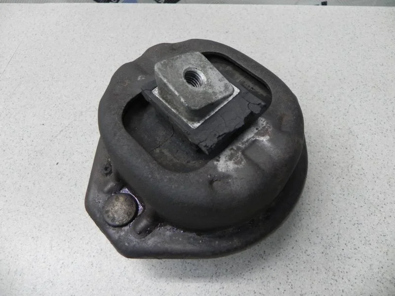 Подушка двигателя BMW 7-series 2002 E66