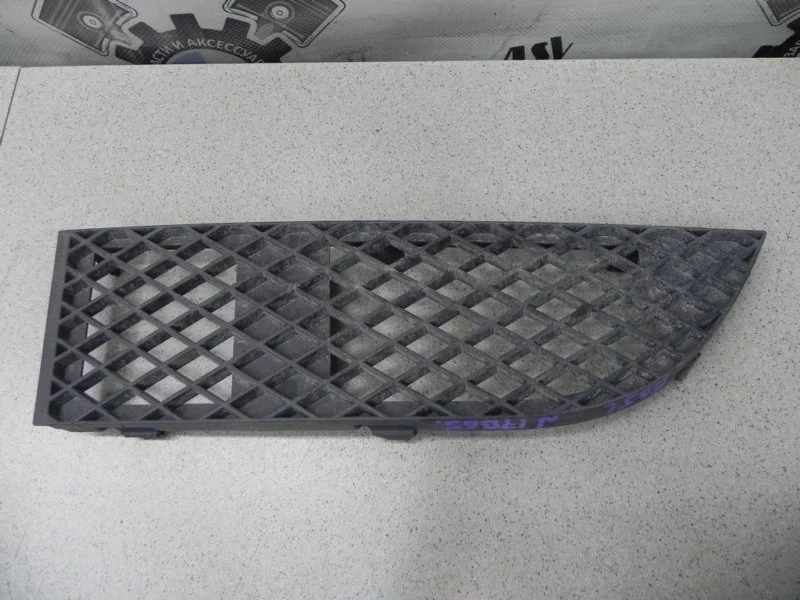 Решетка в бампер BMW 7-series 2006 E66