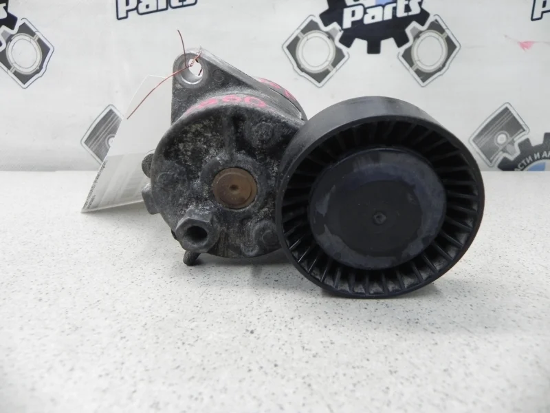 Натяжитель ремня генератора BMW X5 2003 E53