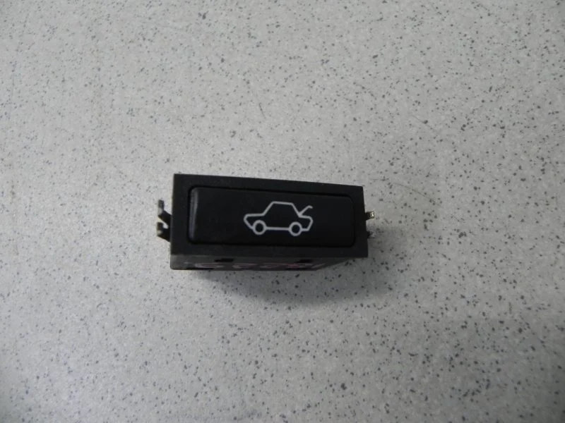 Кнопка открывания багажника BMW 5-series E39