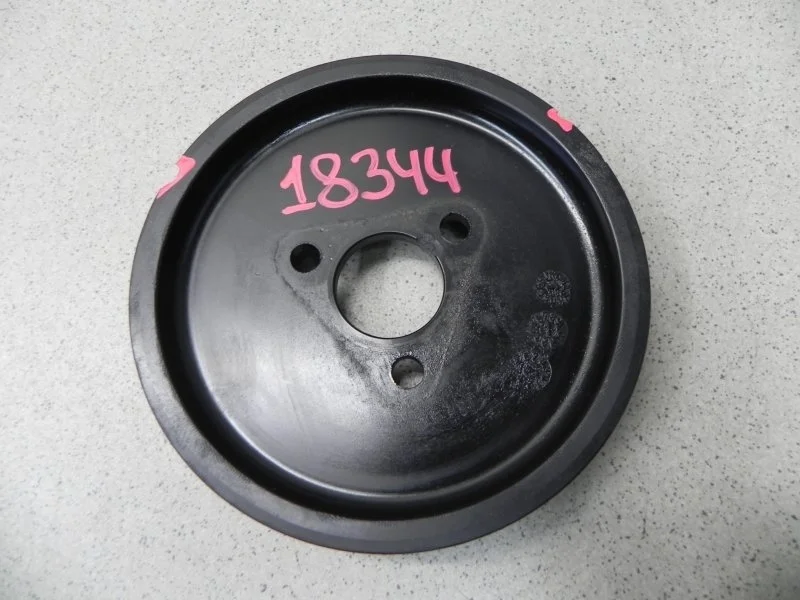 Шкив насоса гур BMW X5 2003 E53