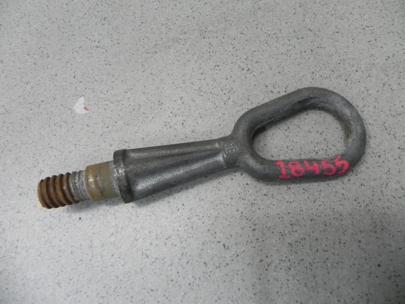 Крюк буксировочный BMW X5 E53