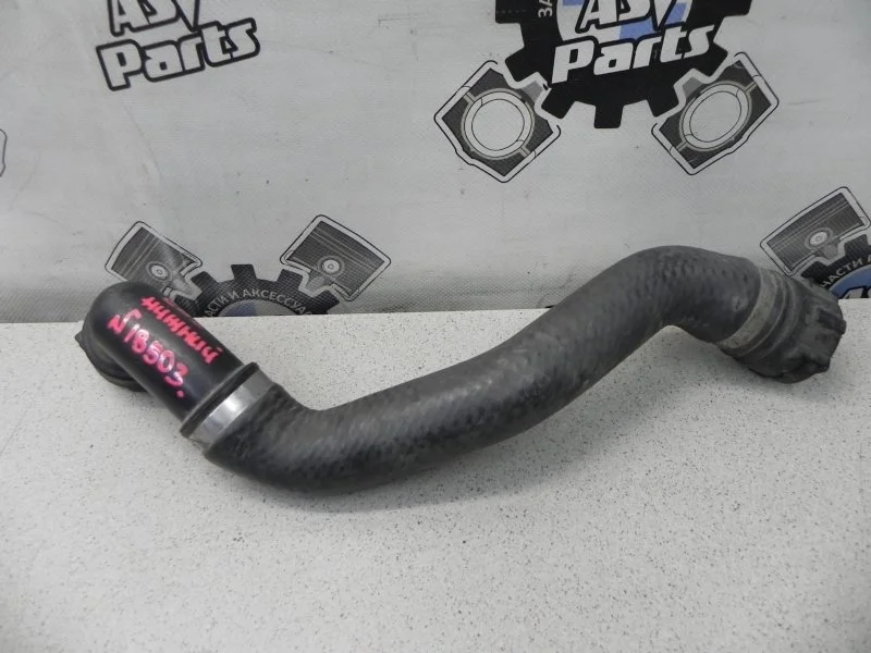 Патрубок радиатора BMW X5 E53