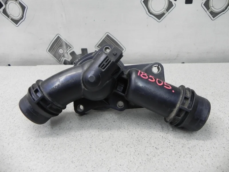 Корпус термостата BMW X5 E53