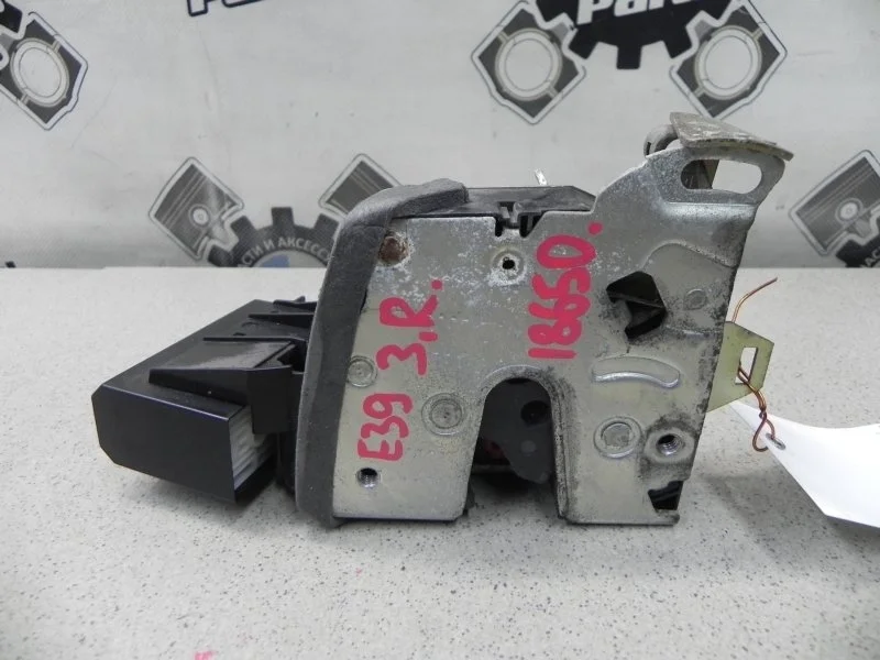 Замок боковой двери BMW 5-series E39